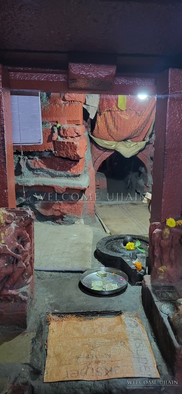 Bhartrihari Caves — Inside the complex