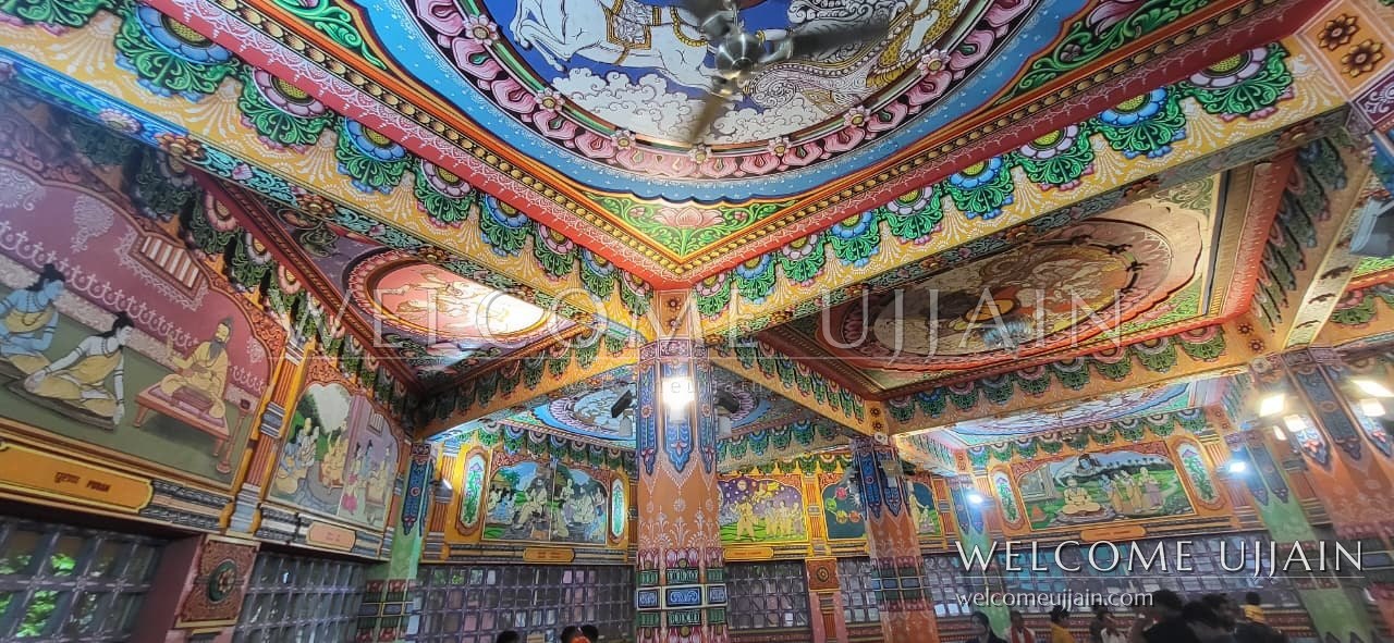 Painted ceiling at Sandipani Ashram